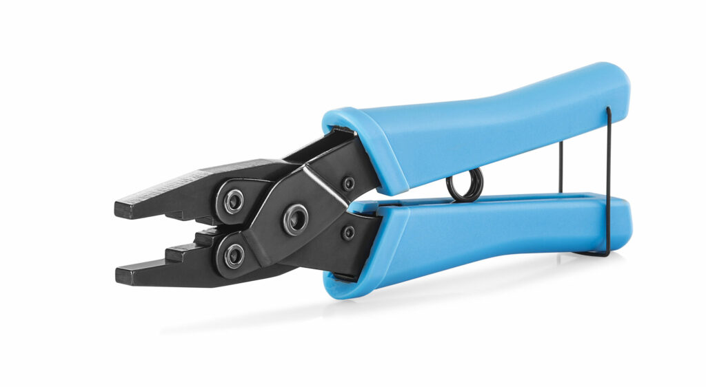 Field Installable Plugs Crimp Tool - Signamax